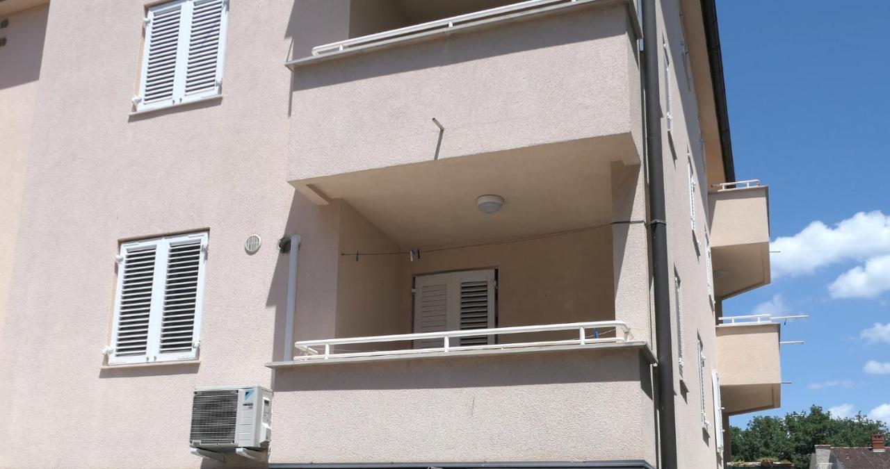 Apartment Leida 1 Medulin Exterior photo